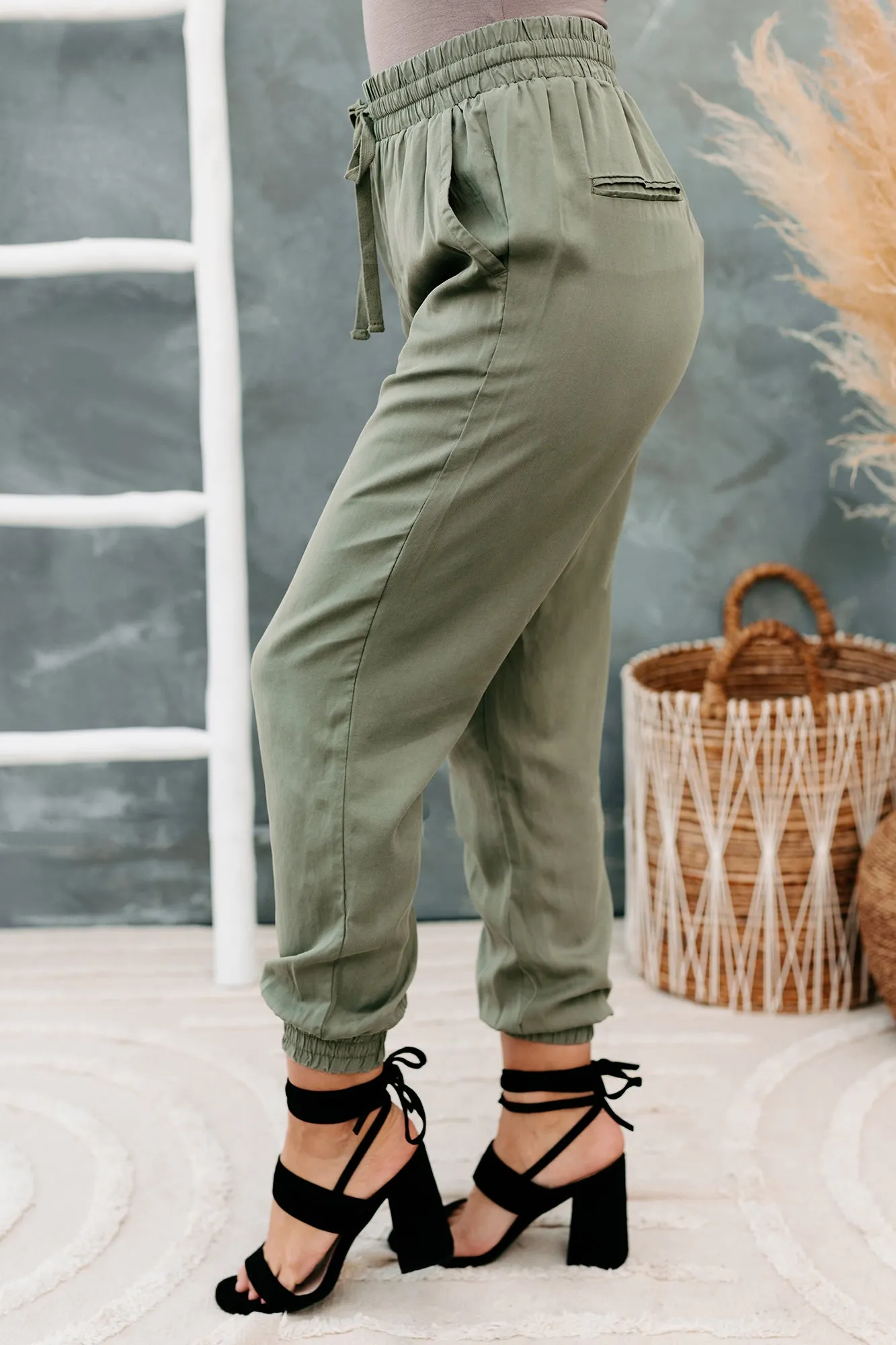 Betting Game Drawstring Waist Joggers (Light Olive)