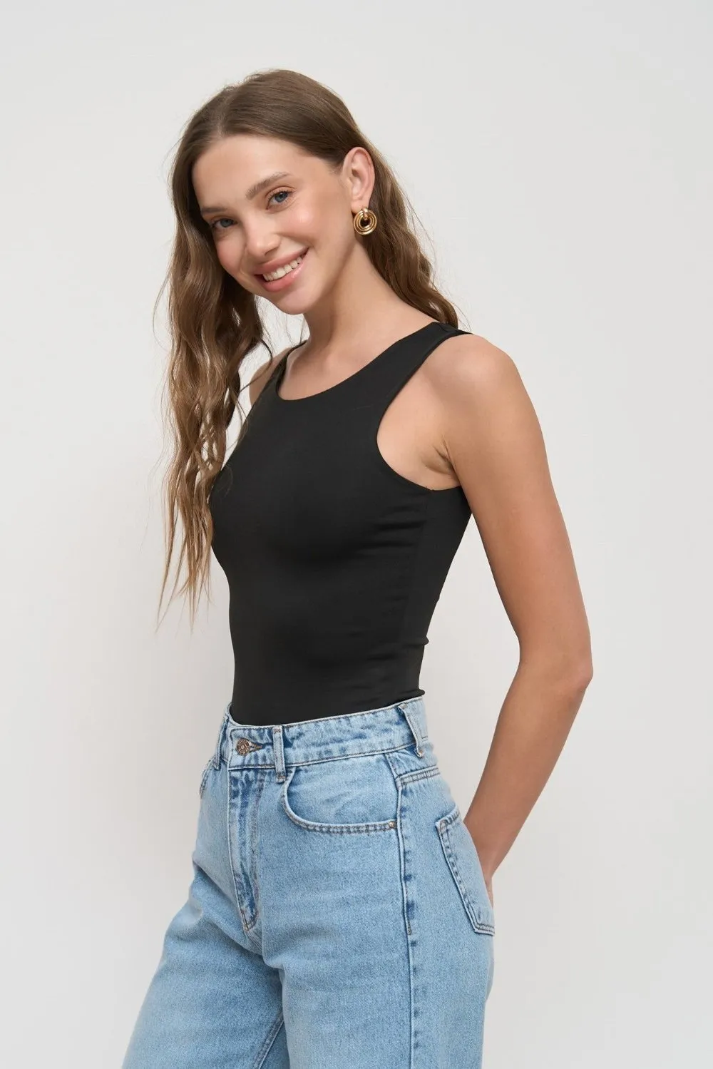 Black Basic Sleeveless Bodysuit