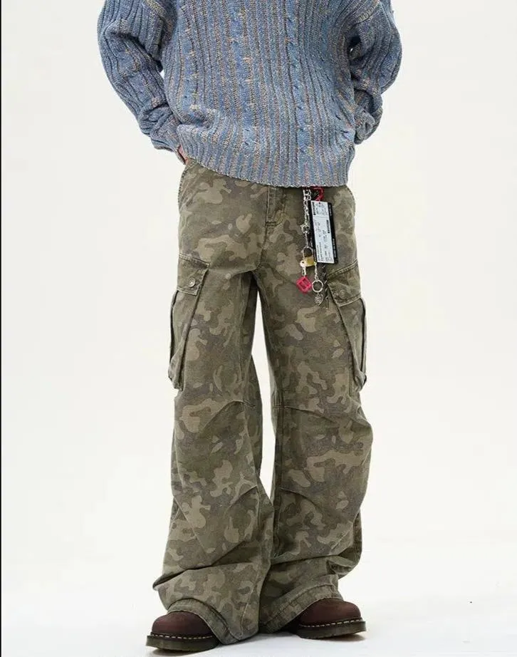 Faded Pleats Camouflage Cargo Pants