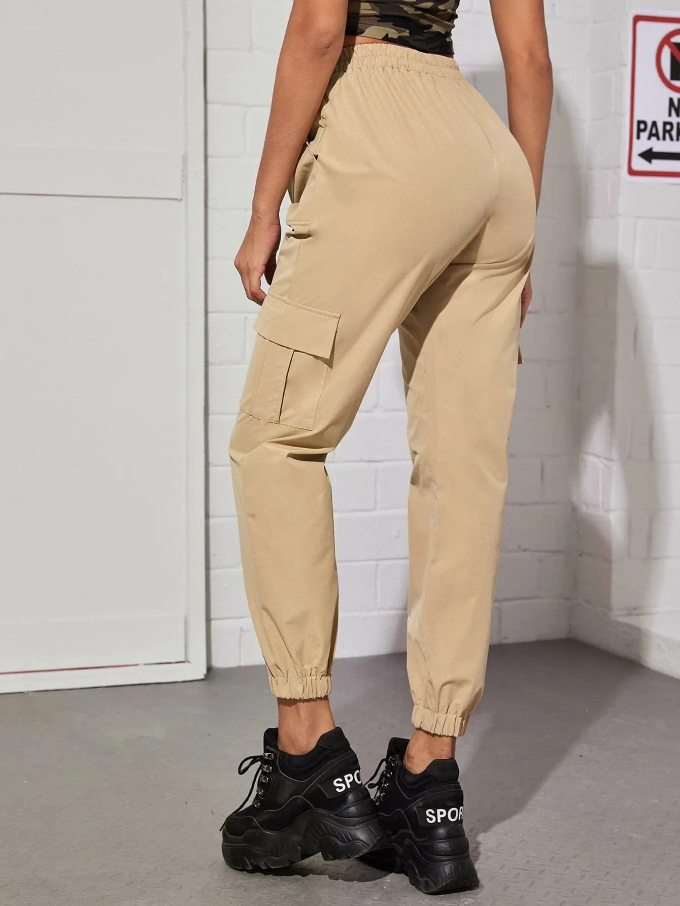 Flap Pocket Side Elastic Waist Cargo Pants