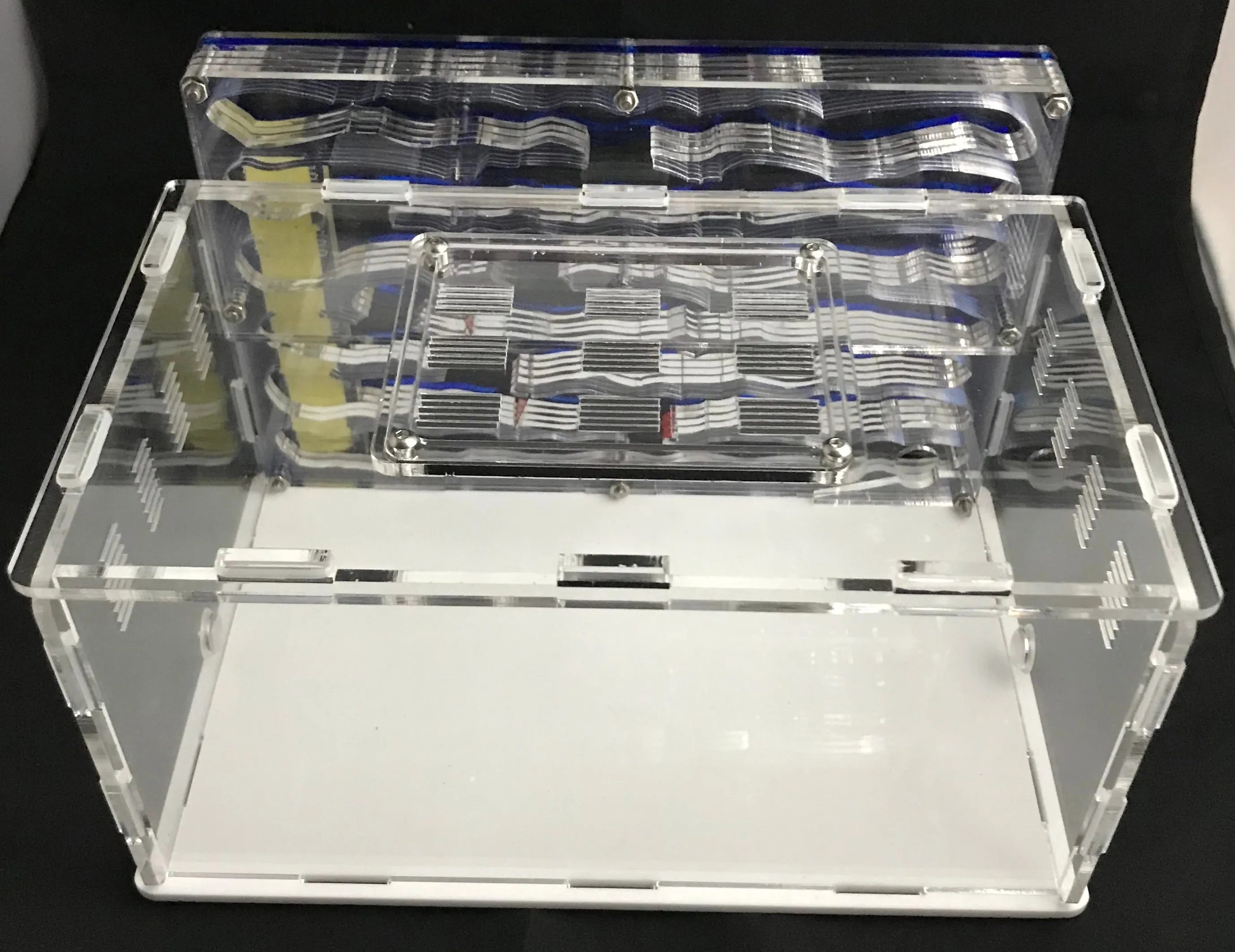 Large Vertical Antfarm and Outworld Combination