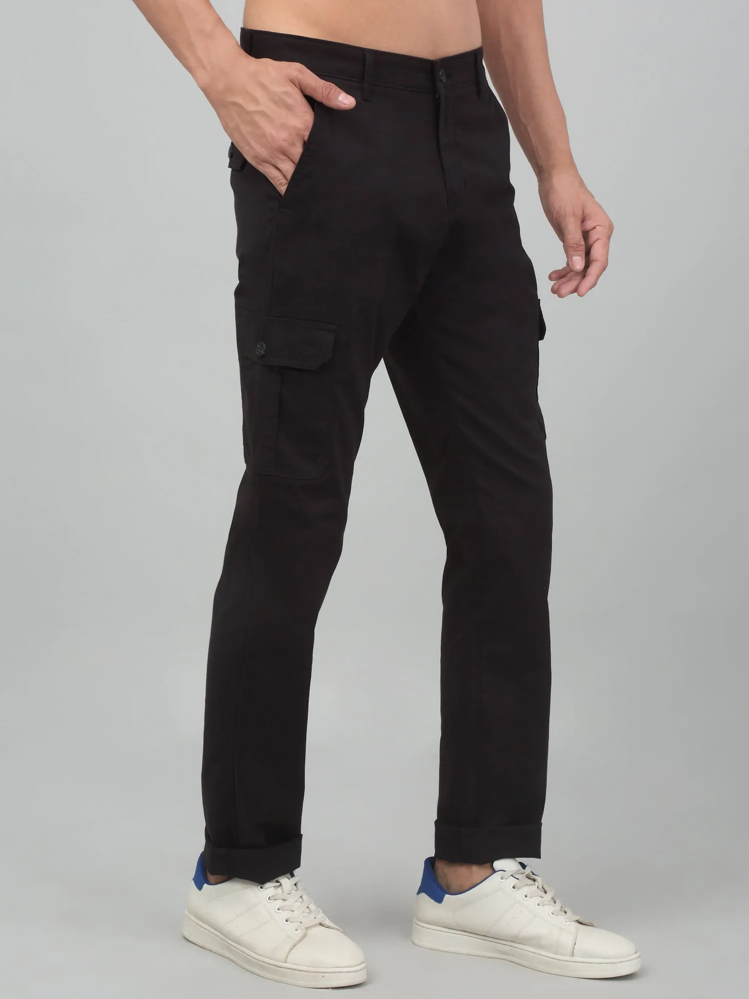 Men's Black Solid Stretchable Cargo