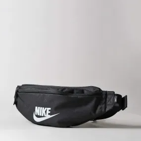 Nike Sportswear Heritage Hip Pack