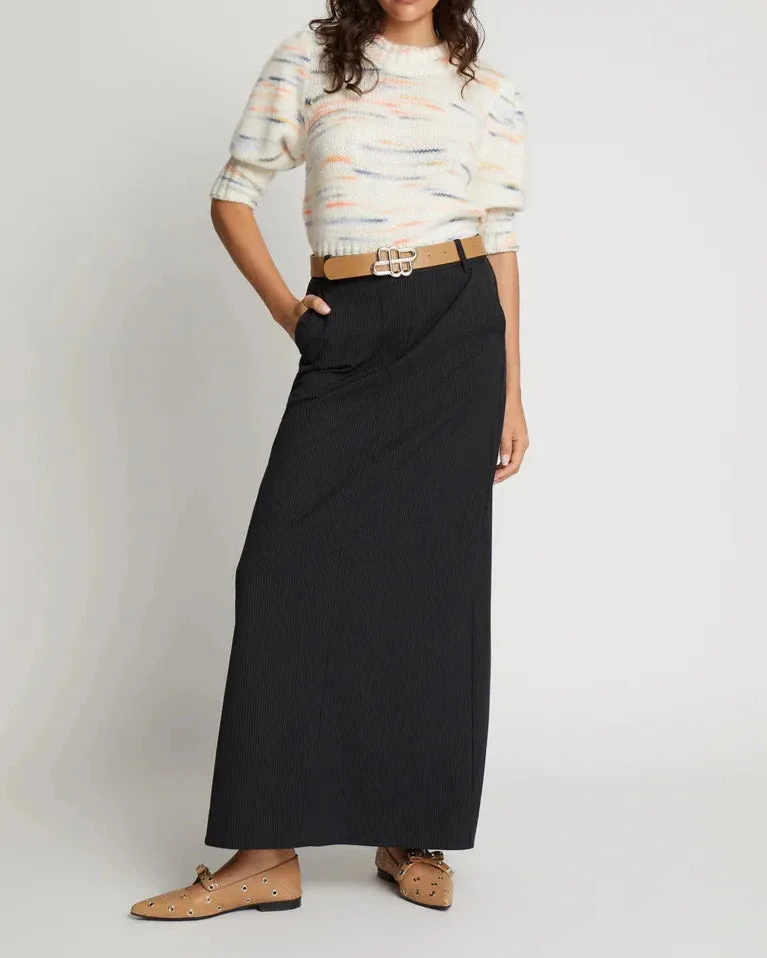 SUTTLE SKIRT | BLACK