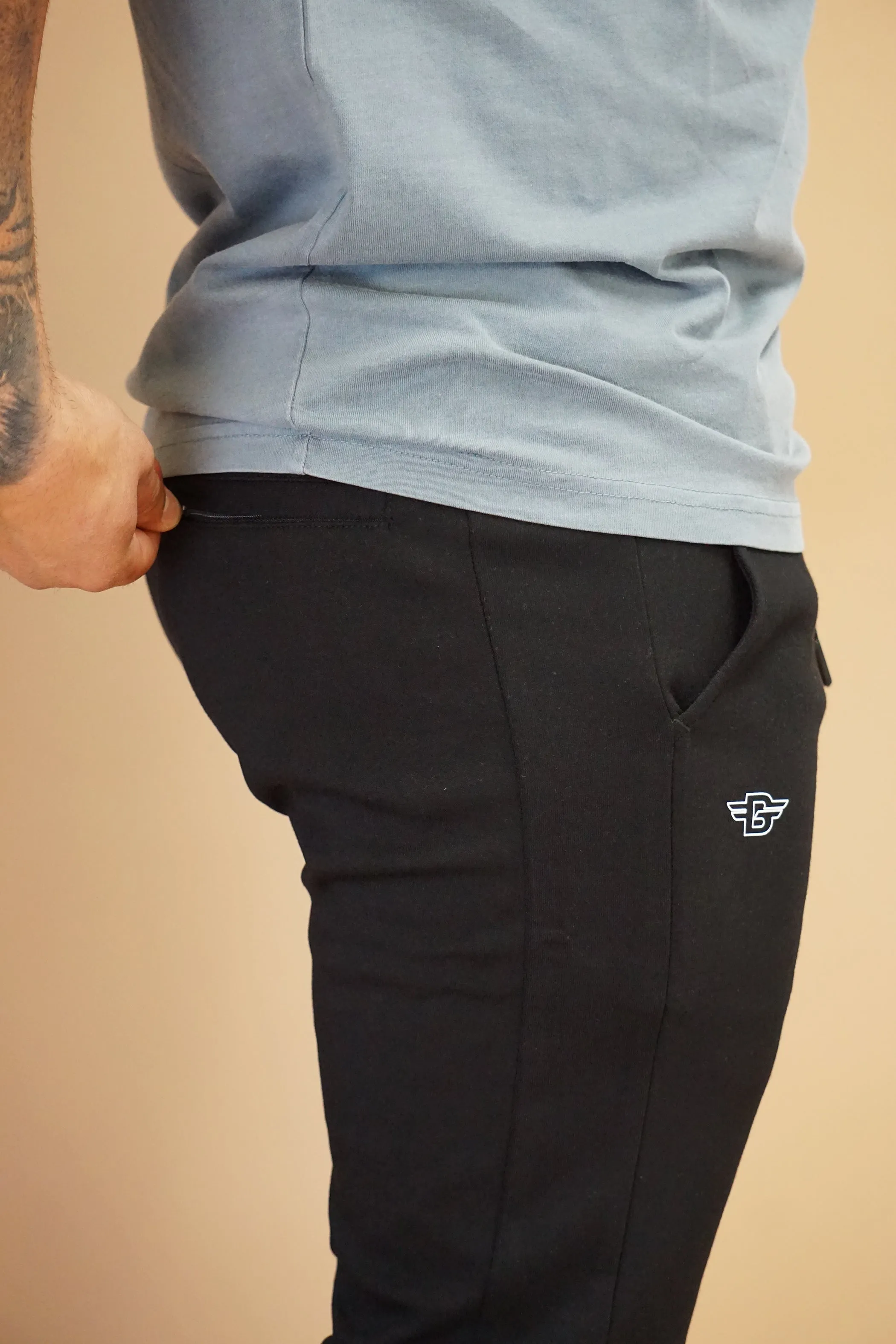 Vento Joggers / Black